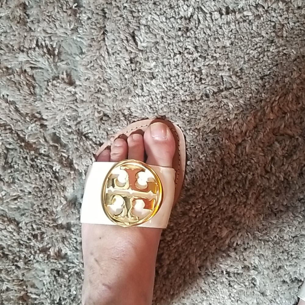 Tory burch flat open toe sandals